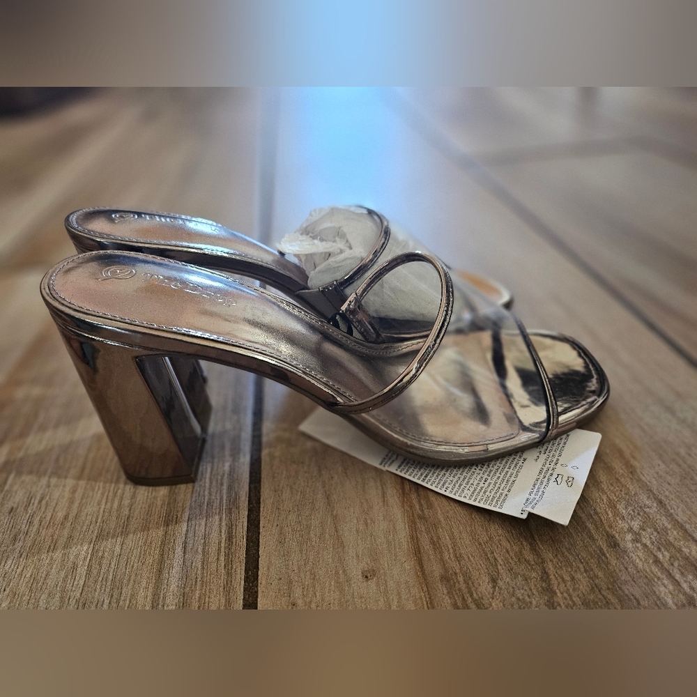 The Drop Clear Strap Block Heel Sandals Sz 10 Pewter Metallic Square Toe Mule. - Picture 2 of 10